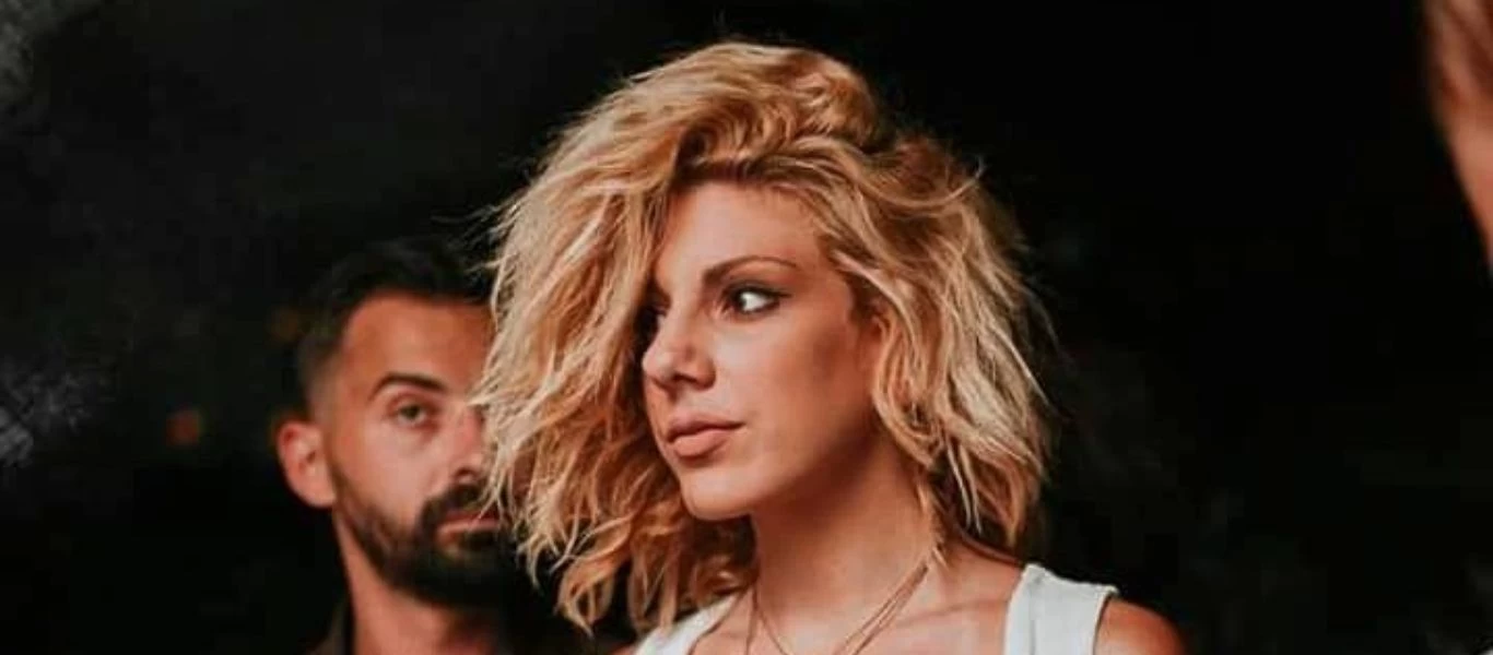 Πως έφτασε στην σύλληψη της Ε.Πολυχρονοπούλου η Αστυνομία - Πετούσε ναρκωτικά στην τουαλέτα